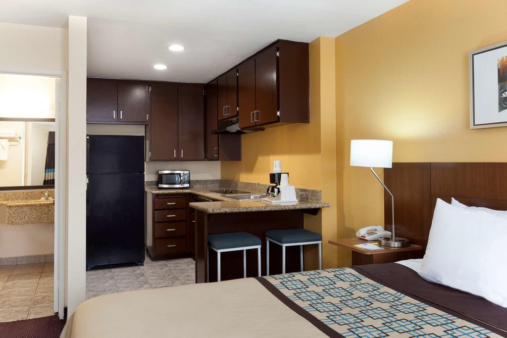 Rodeway Inn San Diego Near Sdsu Eksteriør billede